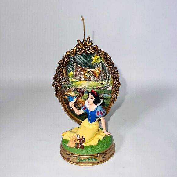 Hallmark Keepsake Ornament 1998 Disney Snow White, Enchanted Memories #2 - Picture 2 of 7